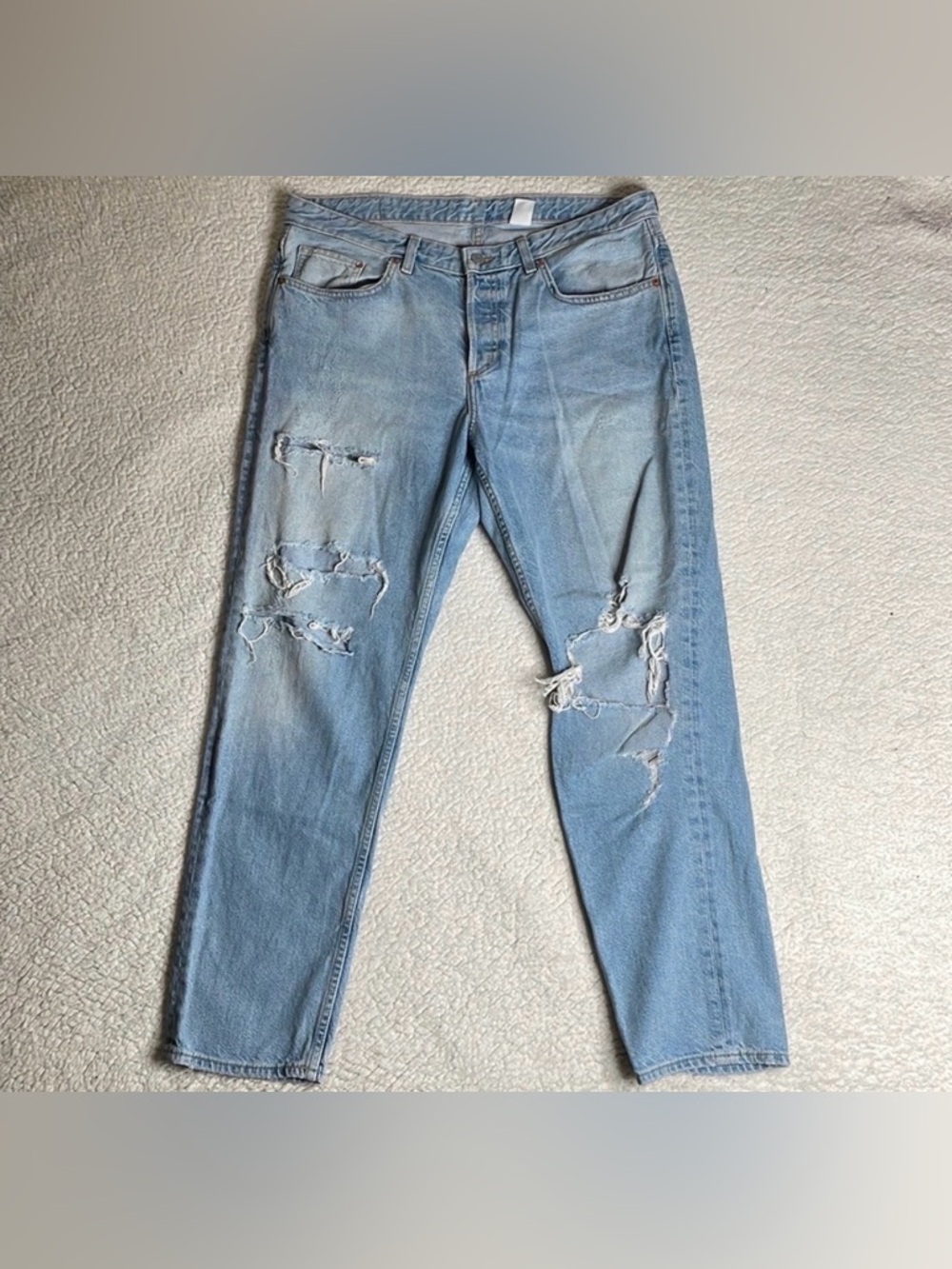 H & M Denim Boyfriend Low Waist Button Fly Jeans Distressed Ripped Siz…